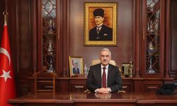 VALİ EROL AYYILDIZ'DAN BABALAR GÜNÜ'NDE ŞÜKRAN VE VEFA MESAJI