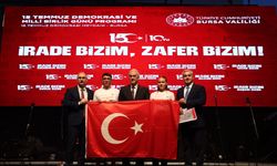 VALİ EROL AYYILDIZ'IN KATILIMIYLA BURSA'DA ANLAMLI 15 TEMMUZ PROGRAMLARI GERÇEKLEŞTİRİLDİ