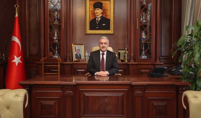 BURSA VALİSİ EROL AYYILDIZ: "15 TEMMUZ RUHU DAİMA YAŞATILMALIDIR"