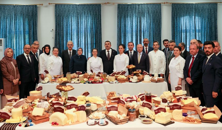BAKAN YUSUF TEKİN VE VALİ EROL AYYILDIZ’DAN EĞİTİMDE GÜÇ BİRLİĞİ